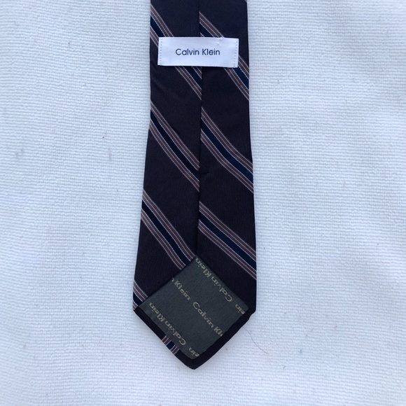 Vintage silk tie by Calvin Klein made in USA - Picture 4 of 6